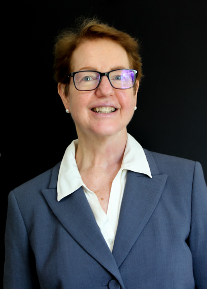 EEphoto-e1652103785804 Elizabeth Ewing Director, Legal and Policy Services